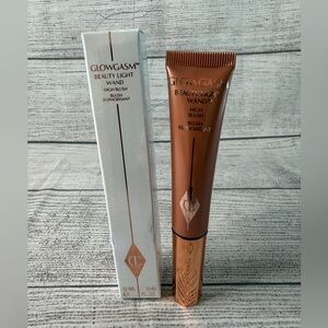 Charlotte Tilbury Pinkgasm Beauty Light Wand Highlighter Blush Cheeks